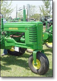 The  John Deere model BN, photo by Bruce Meyer