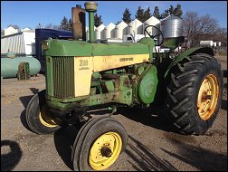 John Deere 730