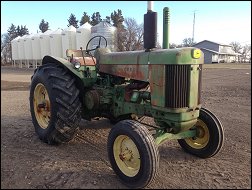 John Deere 730