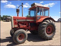 1206 IHC Tractor