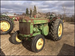 John Deere R