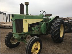 John Deere 730