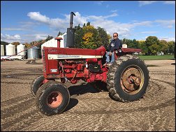 1256 Farmall  IHC 