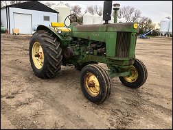 John Deere 730