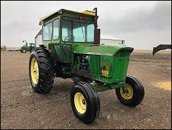 John Deere 4020