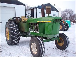 John Deere 4020