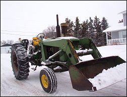 John Deere Model 4020