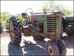 John Deere Model GM