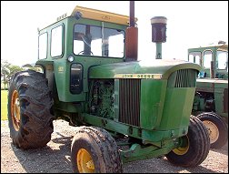 John Deere Model 5020