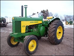 John Deere 630 Standard