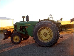 John Deere Model 80