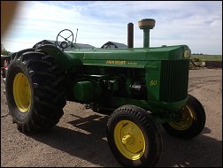 John Deere Model 80