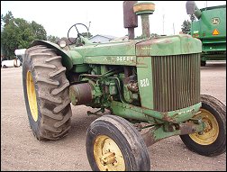 John Deere Model 820