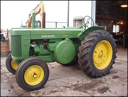 John Deere R